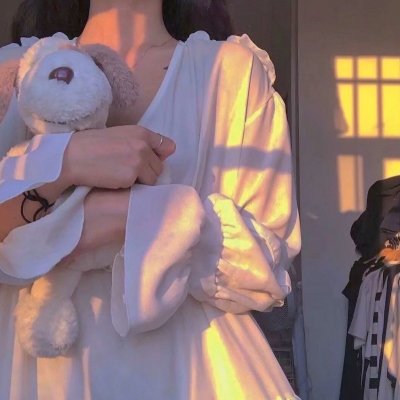 索女·丧尸·机关枪